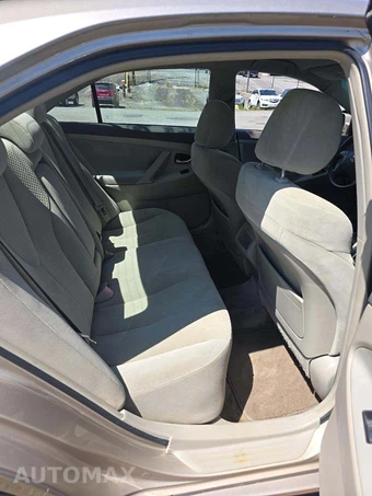 2009 Toyota Camry LE – miniatura 16