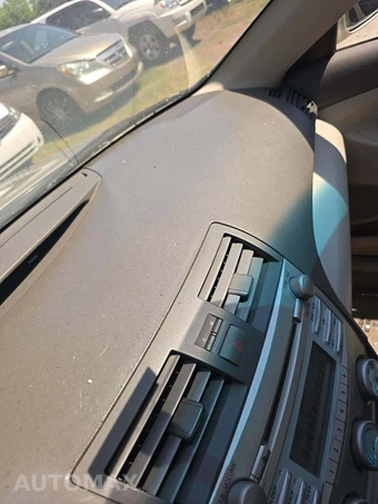 2009 Toyota Camry LE – miniatura 21