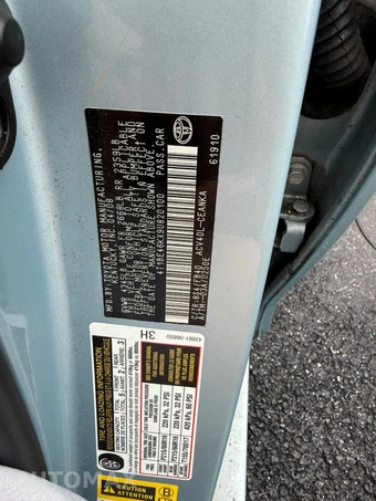 2009 Toyota Camry LE - miniatura 8