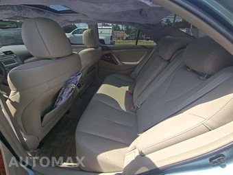 2009 Toyota Camry LE – miniatura 13