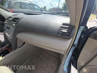 2009 Toyota Camry LE – miniatura 19