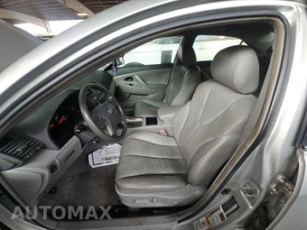 2009 Toyota Camry LE – miniatura 7