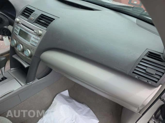 2009 Toyota Camry SE – miniatura 18