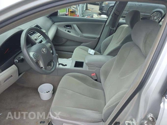 2009 Toyota Camry SE – miniatura 6