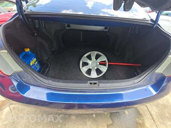 2009 Toyota Camry SE – miniatura 14