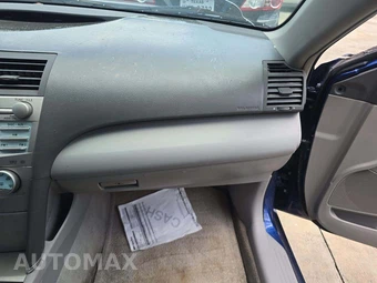 2009 Toyota Camry SE – miniatura 19