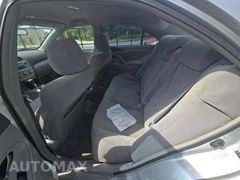 2009 Toyota Camry SE – miniatura 13