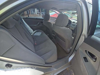 2009 Toyota Camry SE – miniatura 16
