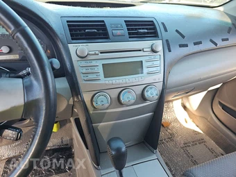2009 Toyota Camry SE – miniatura 11
