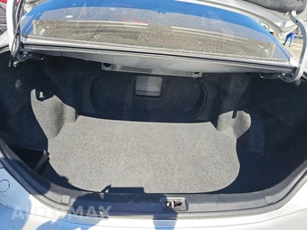 2009 Toyota Camry SE – miniatura 16
