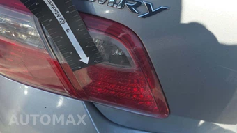 2009 Toyota Camry SE – miniatura 36