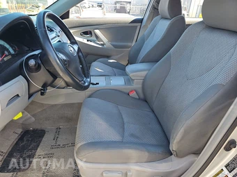 2009 Toyota Camry SE – miniatura 7