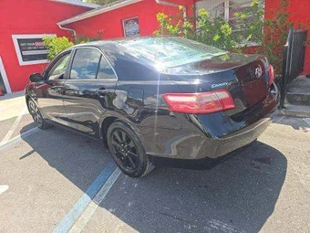 2009 Toyota Camry XLE – miniatura 2