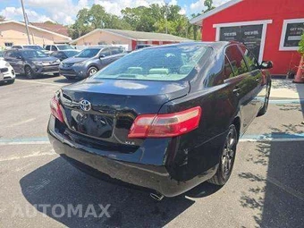 2009 Toyota Camry XLE – miniatura 3