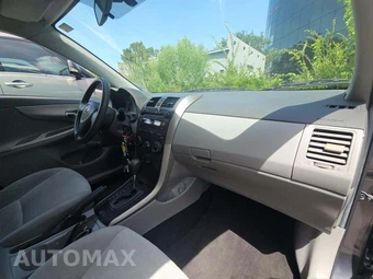 2009 Toyota Corolla – miniatura 19
