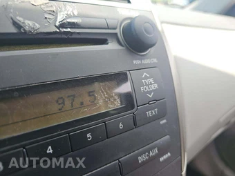 2009 Toyota Corolla – miniatura 21
