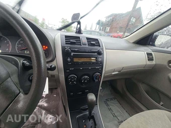 2009 Toyota Corolla – miniatura 10