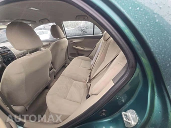 2009 Toyota Corolla – miniatura 13