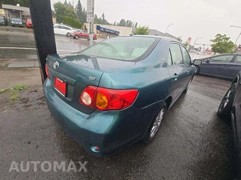 2009 Toyota Corolla – miniatura 3