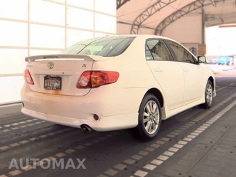 2009 Toyota Corolla - miniatura 4