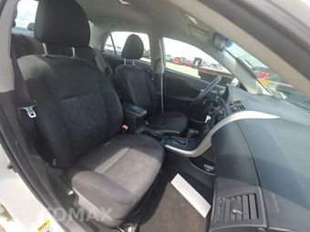 2009 Toyota Corolla - miniatura 8