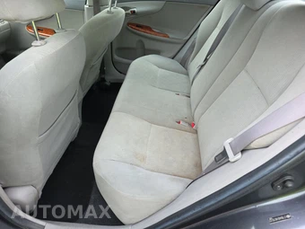 2009 Toyota Corolla - miniatura 13