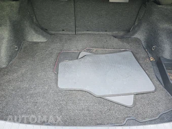 2009 Toyota Corolla - miniatura 16