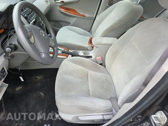 2009 Toyota Corolla - miniatura 7