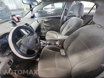 2009 Toyota Corolla - miniatura 7