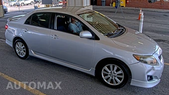2009 Toyota Corolla - miniatura 3