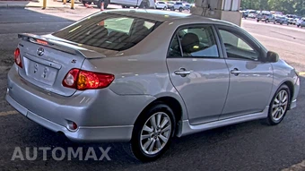 2009 Toyota Corolla - miniatura 4