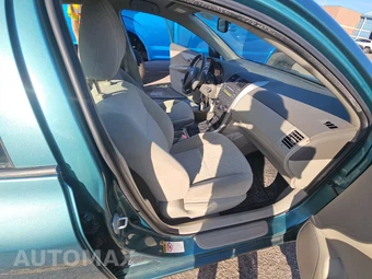 2009 Toyota Corolla CE – miniatura 8