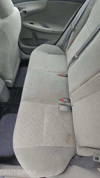 2009 Toyota Corolla - miniatura 29