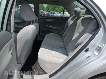 2009 Toyota Corolla – miniatura 10