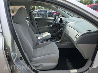 2009 Toyota Corolla – miniatura 15