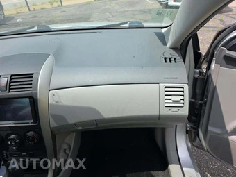 2009 Toyota Corolla – miniatura 16