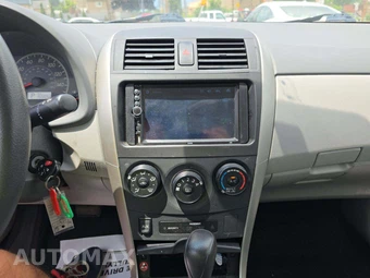 2009 Toyota Corolla – miniatura 7
