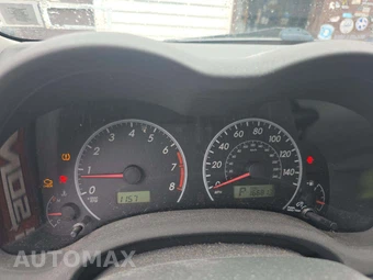 2009 Toyota Corolla LE - miniatura 9