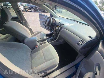 2009 Toyota Corolla LE – miniatura 18