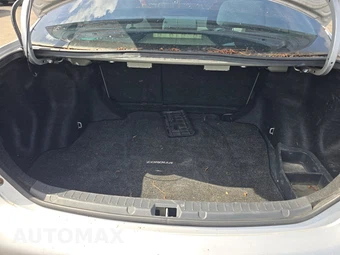 2009 Toyota Corolla LE - miniatura 16