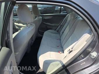 2009 Toyota Corolla LE – miniatura 13
