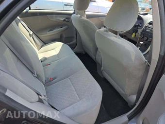 2009 Toyota Corolla LE – miniatura 16