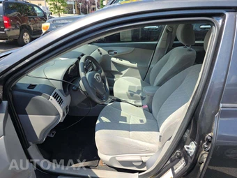 2009 Toyota Corolla LE – miniatura 6
