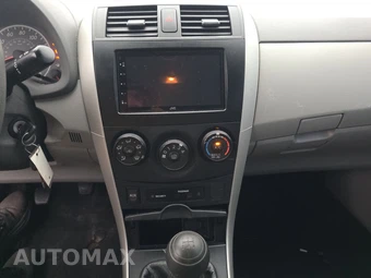 2009 Toyota Corolla S - miniatura 11
