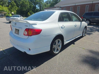 2009 Toyota Corolla XRS – miniatura 3