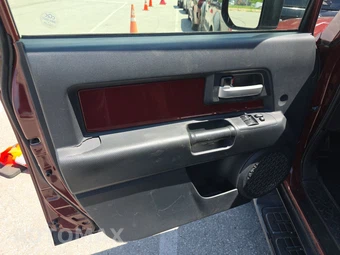 2009 Toyota FJ Cruiser w/Rear Doors - miniatura 9