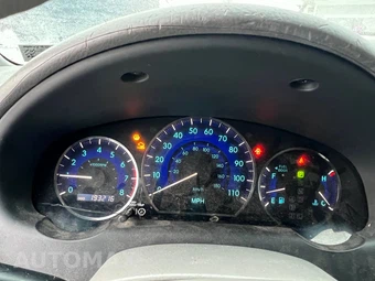 2009 Toyota Sienna LE Minivan 7-Passenger 119.3" WB - miniatura 12