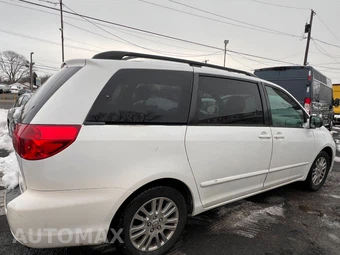 2009 Toyota Sienna LE Minivan 7-Passenger 119.3" WB - miniatura 5