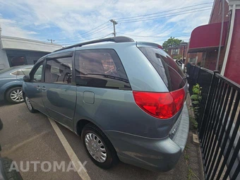 2009 Toyota Sienna LE Minivan 8-Passenger 119.3" WB - miniatura 2