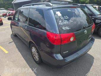 2009 Toyota Sienna XLE Limited Minivan 8-Passenger 119.3" WB - miniatura 2